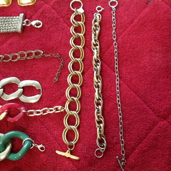 Vintage Lot of 14 Assorted Chain, Link, Beaded Bracelets - Picture 3 of 10